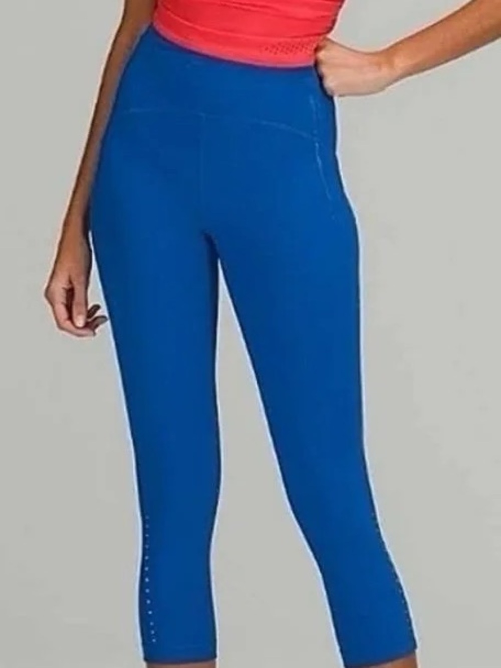 Lululemon Swift Speed High-Rise
Crop Cerulean Blue/ Size 4 - Picture 2 of 6